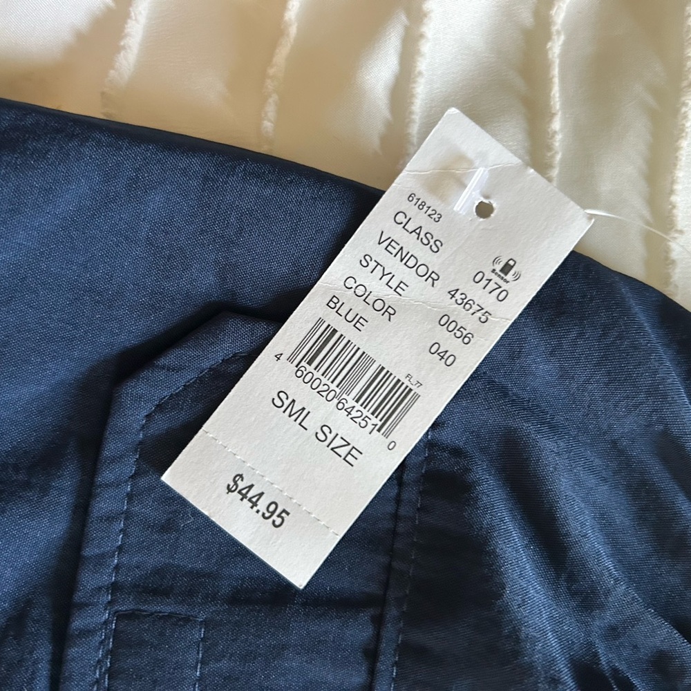 PacSun Navy Cargo Shorts for Men - Size Small - Picture 5 of 8